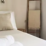 Vespera Apartment *