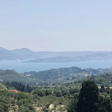 Lägenhet Vespera Kondoyenádha